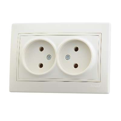 701-0303-128 Розетка 2-м Mira без заземл. керам.крем Lezard