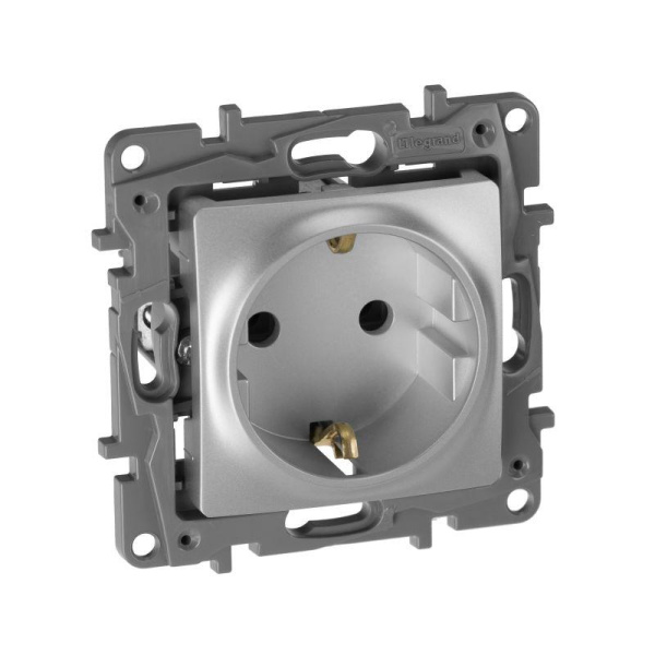 Механизм розетки 1-м Etika с заземл. винт алюмин Leg 672421