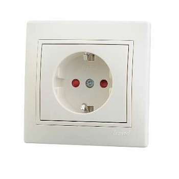 701-0303-124 Розетка 1-м Mira с заземл. защ.шторки крем. Lezard