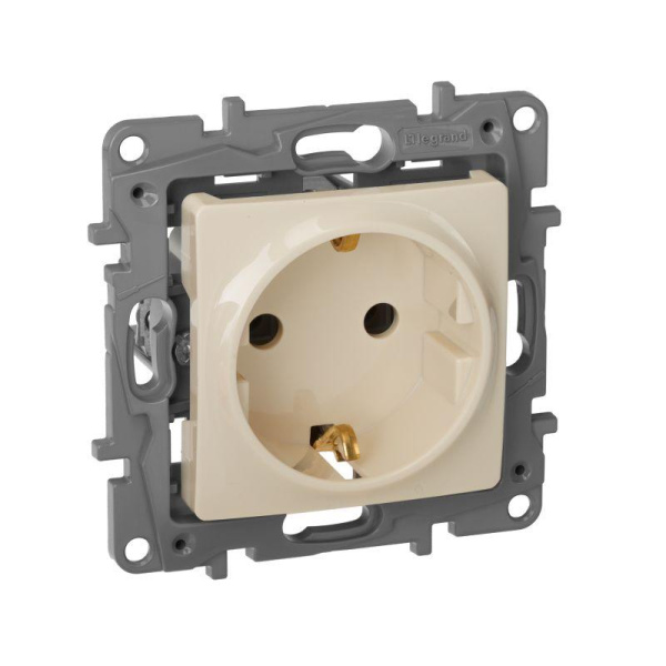 Механизм розетки 1-м Etika с заземл. винт сл.кость Leg 672321