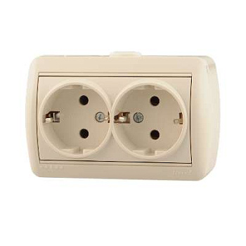 710-0300-127 Розетка 2-м ОП Nata с заземл. крем. Lezard