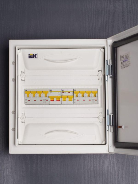 Выключатель нагрузки ВН-32 32А/2П IEK MNV10-2-032