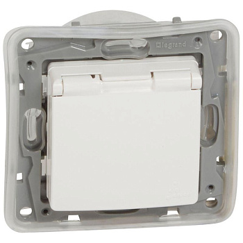 Механизм розетки 1-м Etika IP44 с заземл. защ.шторки с крышк. бел. Leg.672232