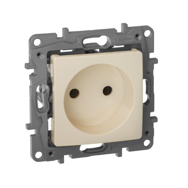 Механизм розетки 1-м Etika без заземл. винт.cл.кость Leg. 672320